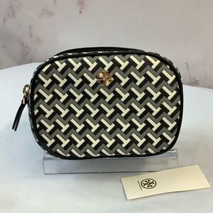 NWT Tory Burch Black and White Cosmetic Case